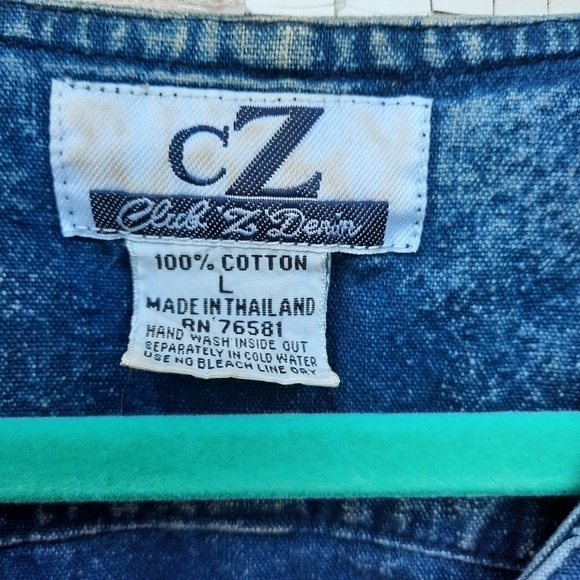 🌟 Vintage Club Z Denim acid washed shirt size large - Picture 6 of 6